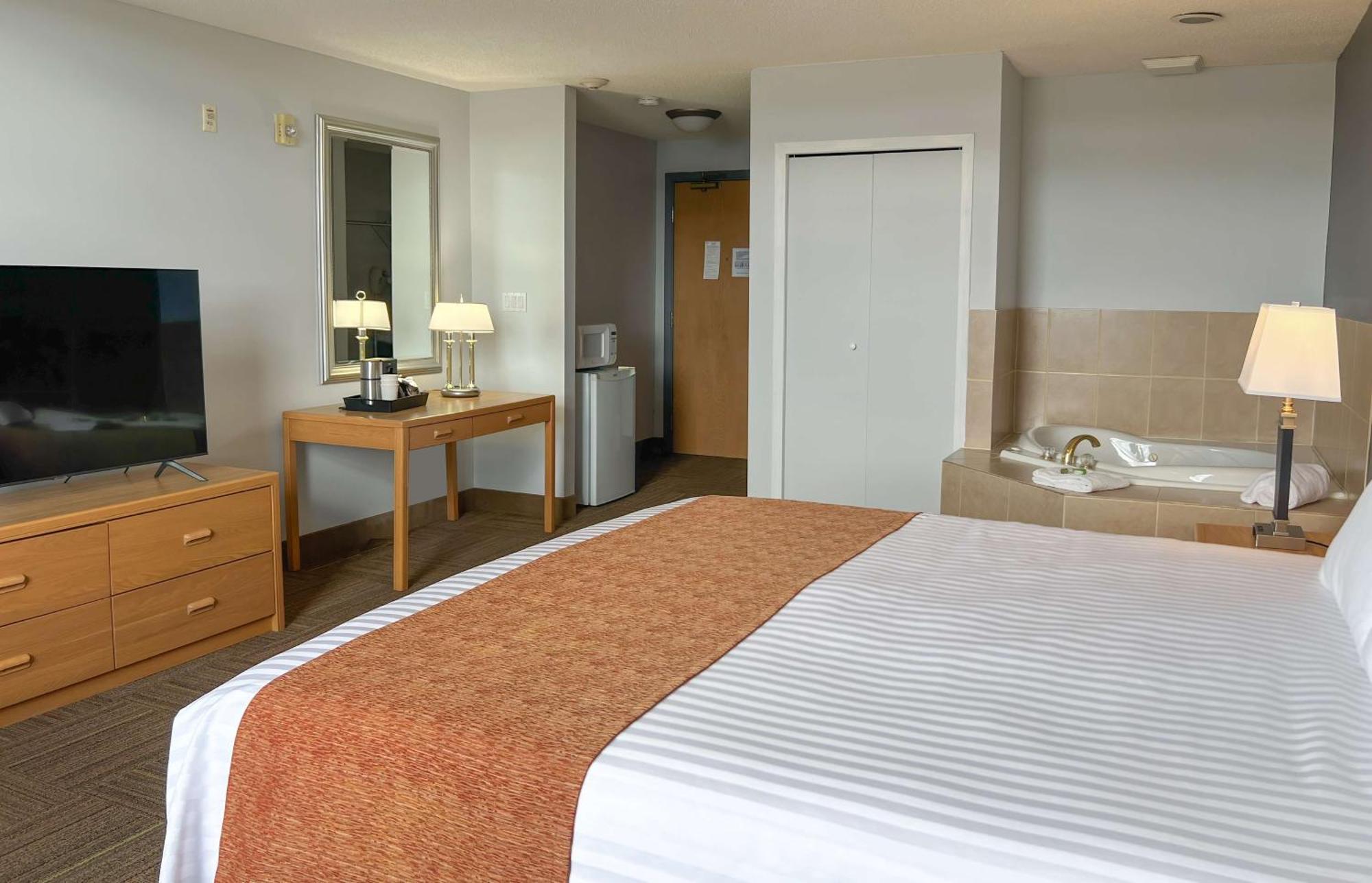 Coast Hinton Hotel מראה חיצוני תמונה